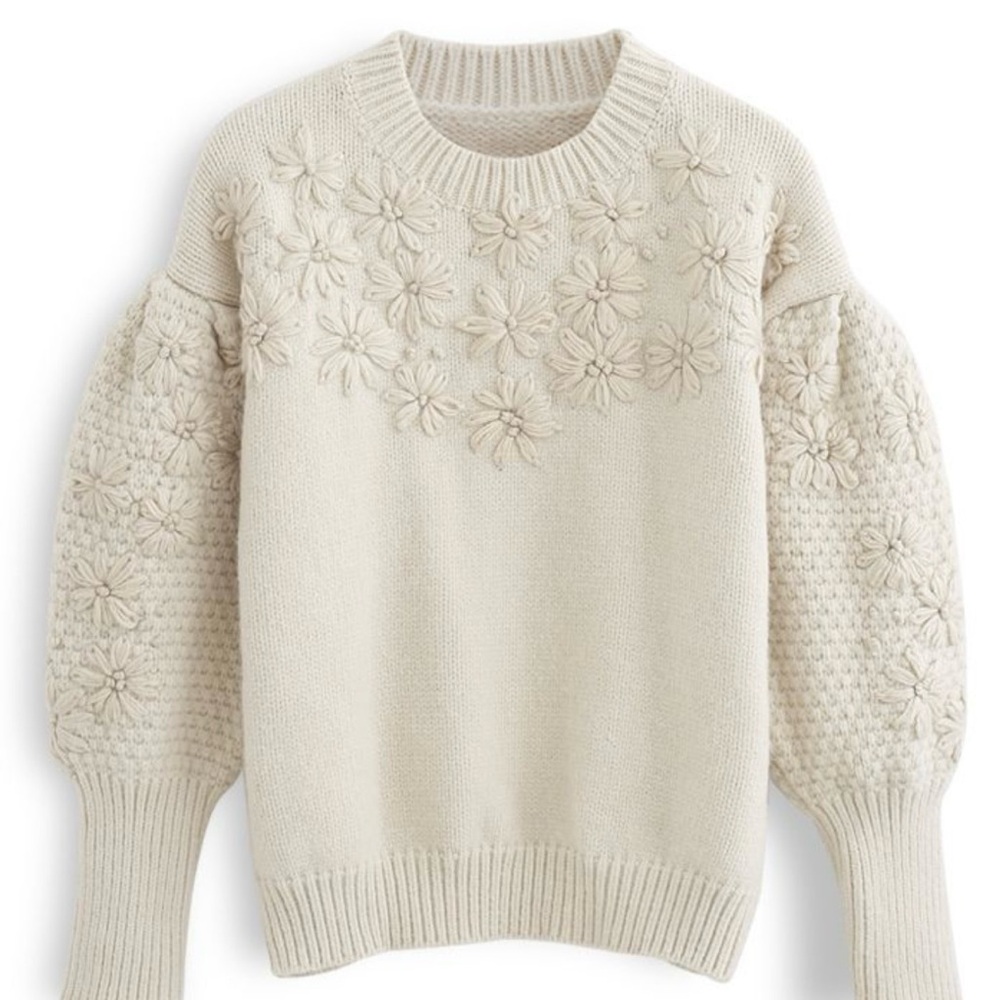 Raga Small sweater Size Small.  Cream gently used